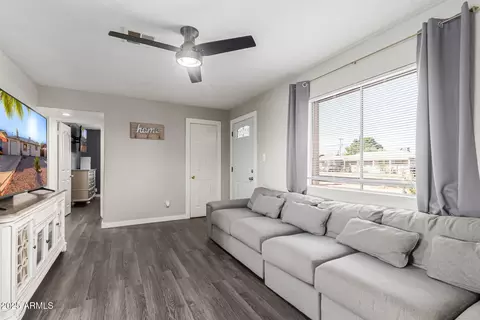Living - 4408 N 29th Ave, Phoenix, AZ 85017 photo 1 of 2