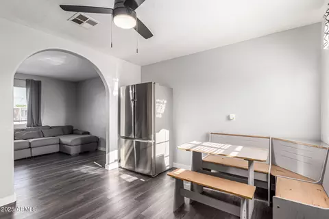 Dining - 4408 N 29th Ave, Phoenix, AZ 85017 photo 1 of 1