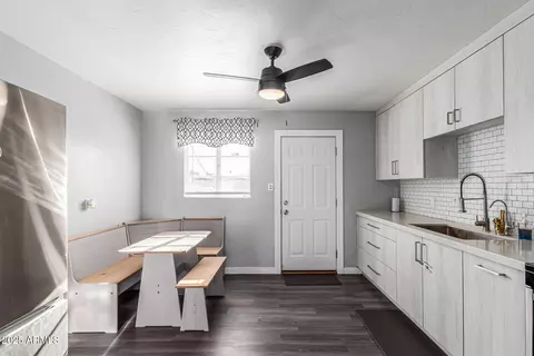 Kitchen - 4408 N 29th Ave, Phoenix, AZ 85017 photo 1 of 3