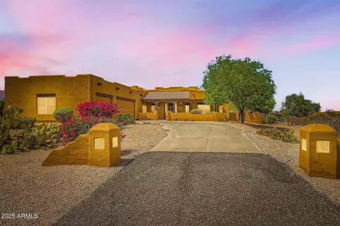 19834 W Minnezona Ave, Litchfield Park, AZ 85340