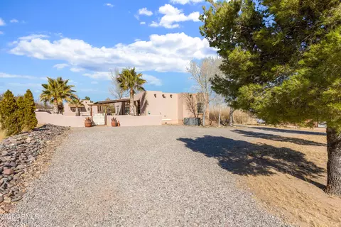 4415 E Wickersham Rd, Hereford, AZ 85615 photo 2