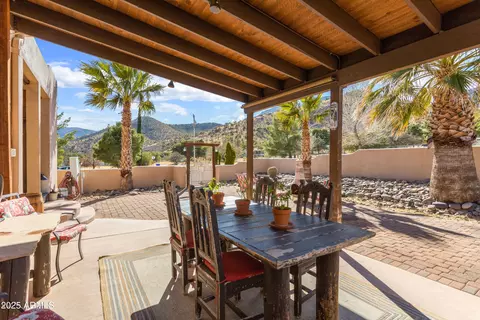 4415 E Wickersham Rd, Hereford, AZ 85615