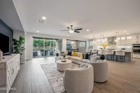10353 E Trillium Ave, Mesa, AZ 85212