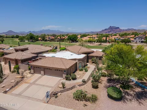 6162 E Redmont Dr, Mesa, AZ 85215