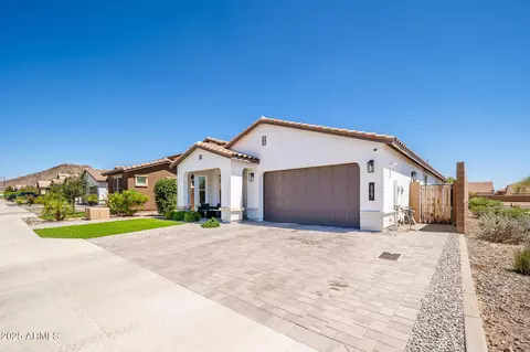 6987 W Spur Dr, Peoria, AZ 85383
