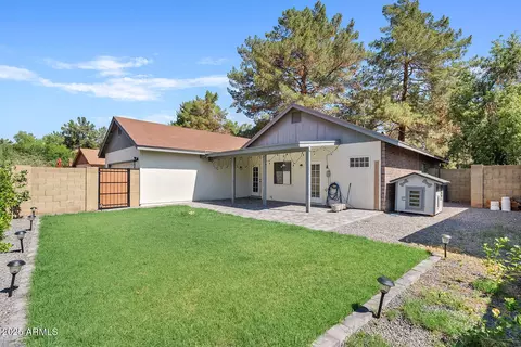 Exterior - 917 E Lexington Ave, Gilbert, AZ 85234 photo 2 of 2
