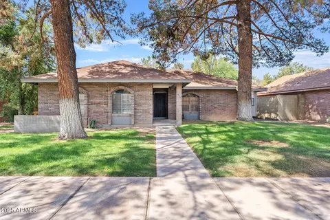 917 E Lexington Ave, Gilbert, AZ 85234