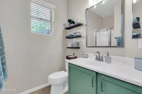 Bath - 3029 E Patrick St, Gilbert, AZ 85295 photo 3 of 4