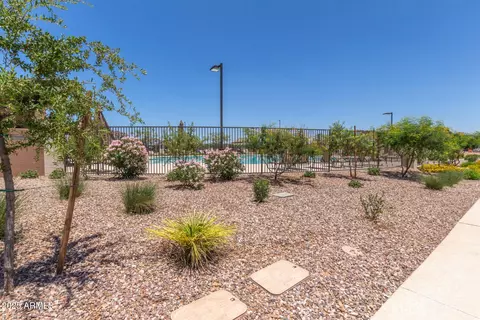 Exterior - 3892 E Harrison St, Gilbert, AZ 85295 photo 6 of 9