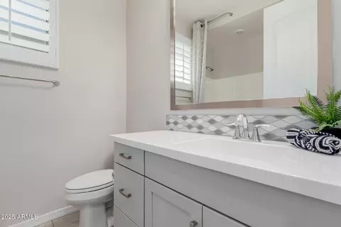 Bath - 3892 E Harrison St, Gilbert, AZ 85295 photo 3 of 3