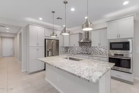 Kitchen - 3892 E Harrison St, Gilbert, AZ 85295 photo 1 of 4