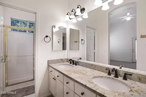 2150 E Huron Ct, Gilbert, AZ 85234 photo 24