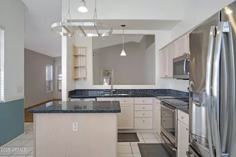 2150 E Huron Ct, Gilbert, AZ 85234 photo 12