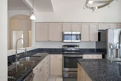 2150 E Huron Ct, Gilbert, AZ 85234 photo 15