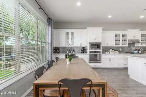 Dining - 1342 E Milada Dr, Phoenix, AZ 85042 photo 2 of 2