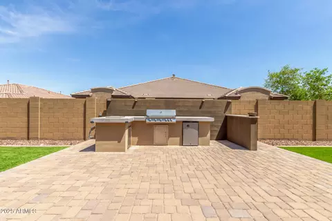 Exterior - 1342 E Milada Dr, Phoenix, AZ 85042 photo 9 of 13