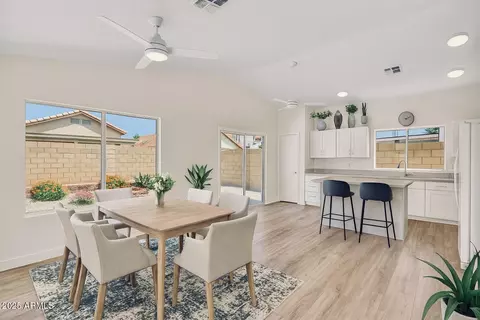 Dining - 965 N Arvada --, Mesa, AZ 85205 photo 1 of 2