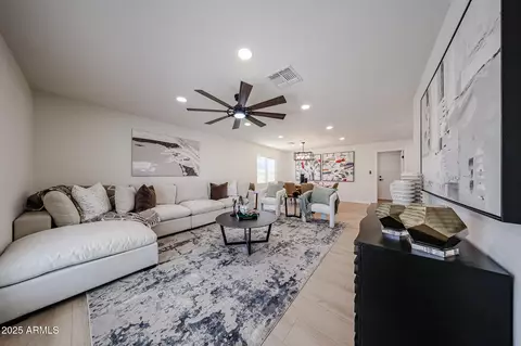 4234 E Winnetka Dr, Phoenix, AZ 85044 photo 7