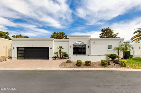 2737 E Arizona Biltmore Cir #8, Phoenix, AZ 85016