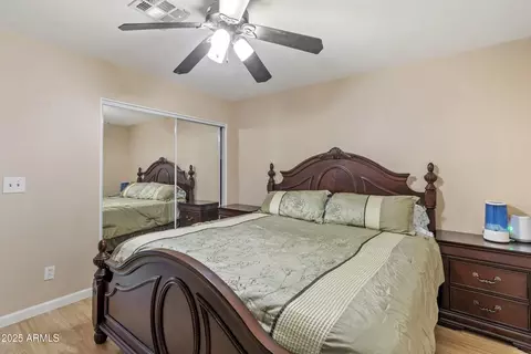 Bedroom - 2201 W Wethersfield Rd, Phoenix, AZ 85029 photo 2 of 3