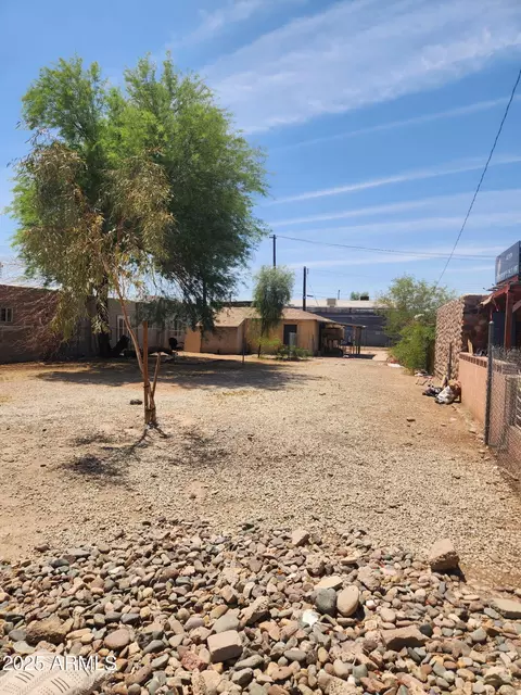 2825 E Adams St, Phoenix, AZ 85034