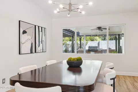 Dining - 4920 E Osborn Rd, Phoenix, AZ 85018 photo 1 of 3