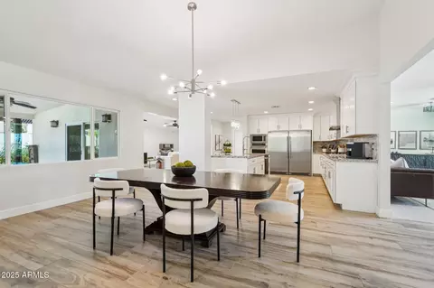 Dining - 4920 E Osborn Rd, Phoenix, AZ 85018 photo 3 of 3