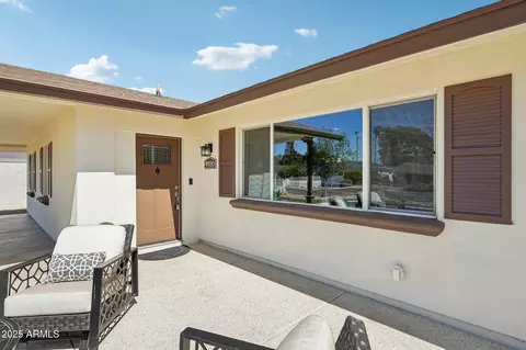 Exterior - 4920 E Osborn Rd, Phoenix, AZ 85018 photo 4 of 5