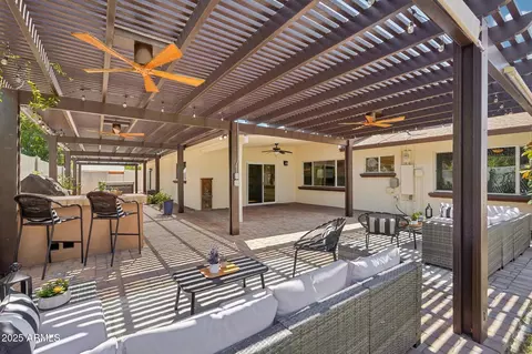 Exterior - 4920 E Osborn Rd, Phoenix, AZ 85018 photo 1 of 5