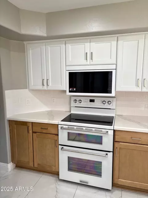 135 S Abalone Dr, Gilbert, AZ 85233 photo 5