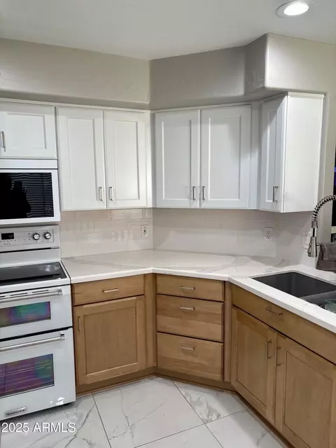 135 S Abalone Dr, Gilbert, AZ 85233 photo 6