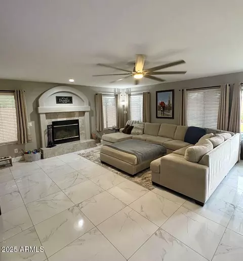 135 S Abalone Dr, Gilbert, AZ 85233 photo 25