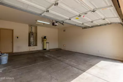 2590 S Buckaroo Trl, Gilbert, AZ 85295 photo 28