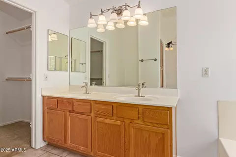 4143 E Sundance Ave, Gilbert, AZ 85297 photo 17