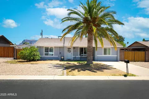 Exterior - 1531 S Padre Rd, Apache Junction, AZ 85119 photo 1 of 11