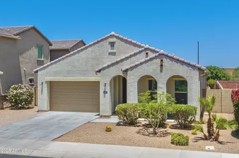898 E Ladbroke Way, Gilbert, AZ 85297