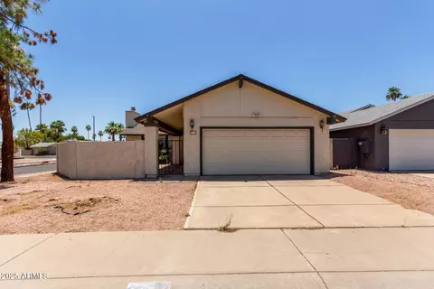2164 S Estrella Cir, Mesa, AZ 85202