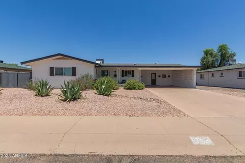 701 N 55th Pl, Mesa, AZ 85205