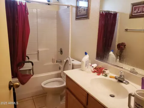 1623 E Fremont Rd, Phoenix, AZ 85042 photo 5