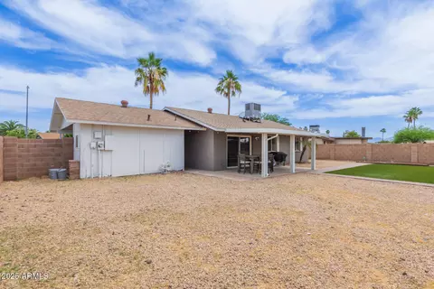 Exterior - 2821 E Larkspur Dr, Phoenix, AZ 85032 photo 2 of 5