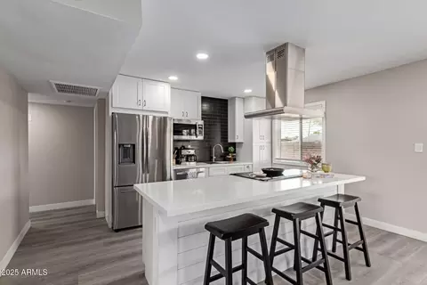 Kitchen - 2821 E Larkspur Dr, Phoenix, AZ 85032 photo 2 of 4