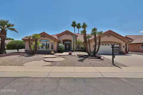 15901 W Huron Dr, Sun City West, AZ 85375