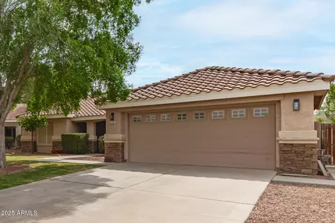 1114 N Leland Ct, Gilbert, AZ 85233 photo 4