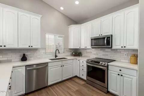 1114 N Leland Ct, Gilbert, AZ 85233 photo 14