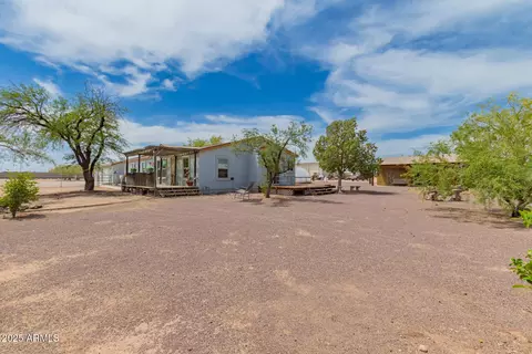 23948 W Jomax Rd, Wittmann, AZ 85361