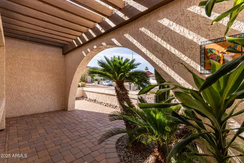 4527 E Sunrise Dr, Phoenix, AZ 85044 photo 8
