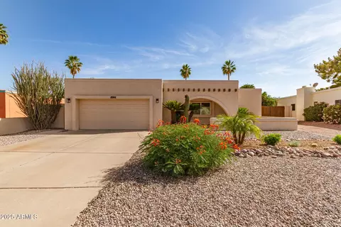 4527 E Sunrise Dr, Phoenix, AZ 85044