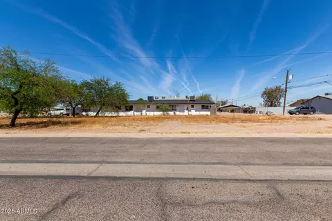 1109 N Wood St #4, Casa Grande, AZ 85122