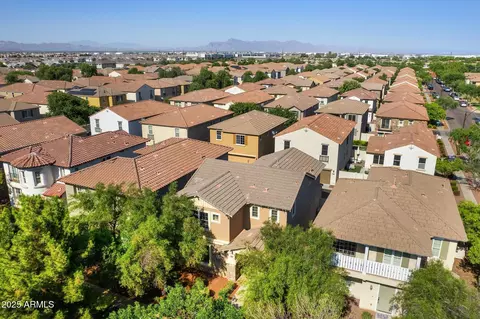 View/Area - 970 S Henry Ln, Gilbert, AZ 85296 photo 1 of 5