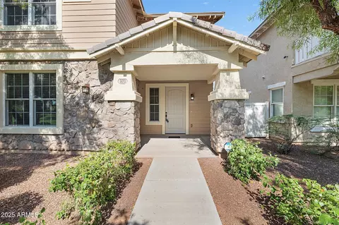 Other - 970 S Henry Ln, Gilbert, AZ 85296 photo 11 of 18